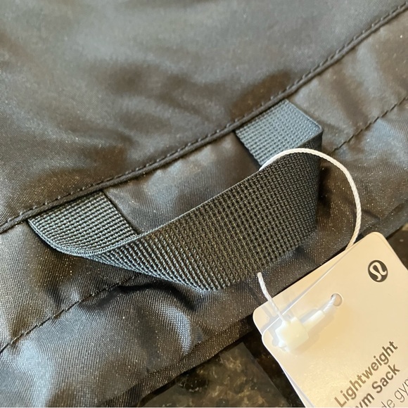 New Lululemon Lightweight Gym Sack 13L, Black String Backpack, Small Bag, Tote - Picture 10 of 15